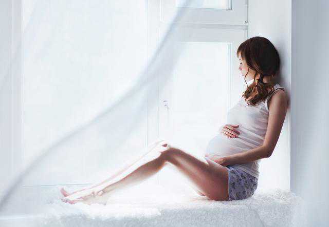 备孕一年却未孕，女方压力倍增，面对“不孕不育”如何调节心理？